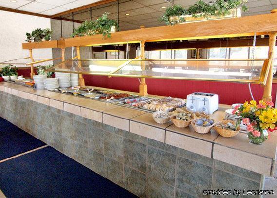 Clarion Inn & Suites Dothan South Ресторан фото