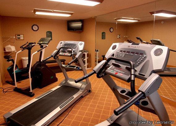 Clarion Inn & Suites Dothan South Удобства фото