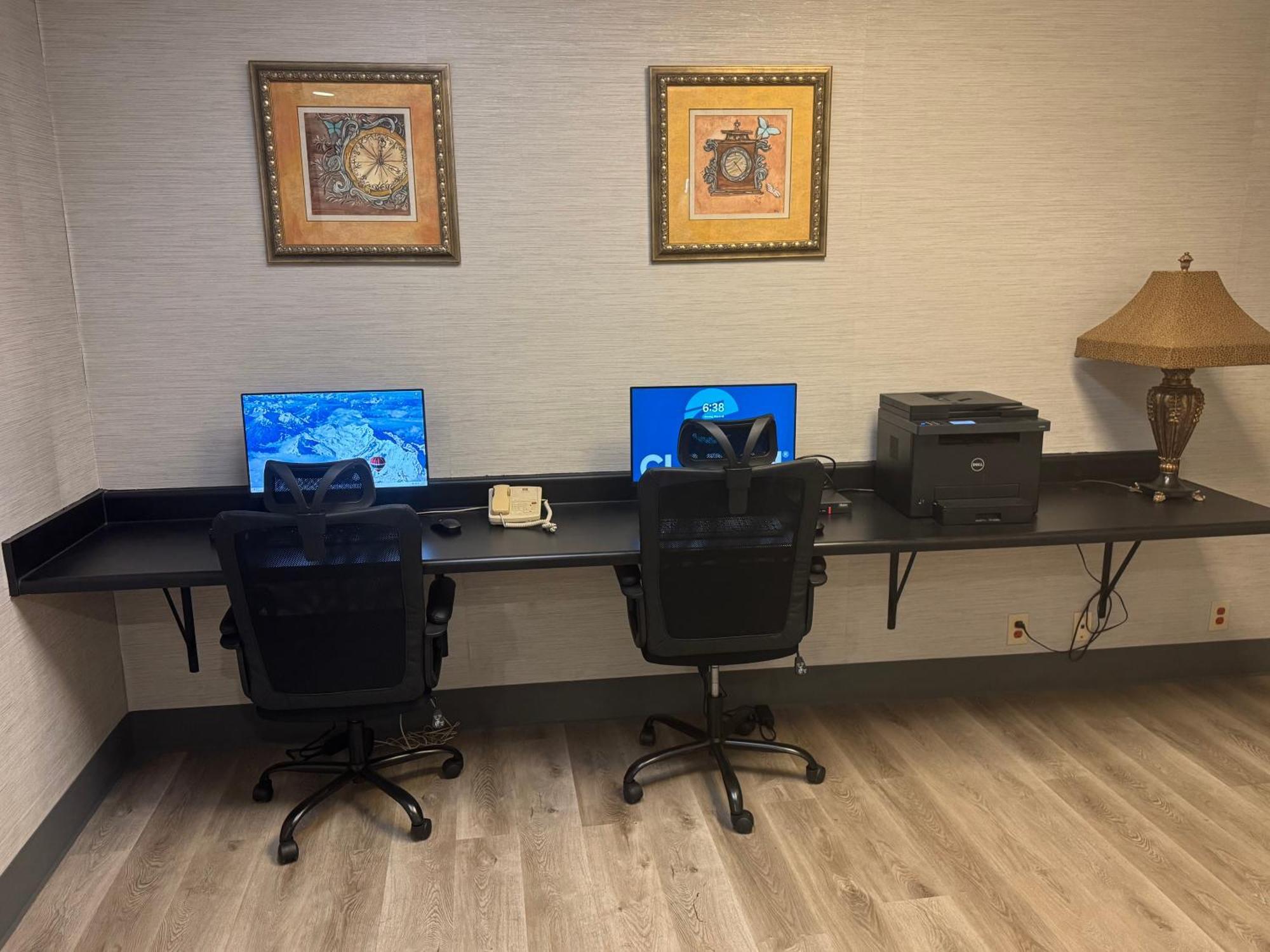 Clarion Inn & Suites Dothan South Экстерьер фото