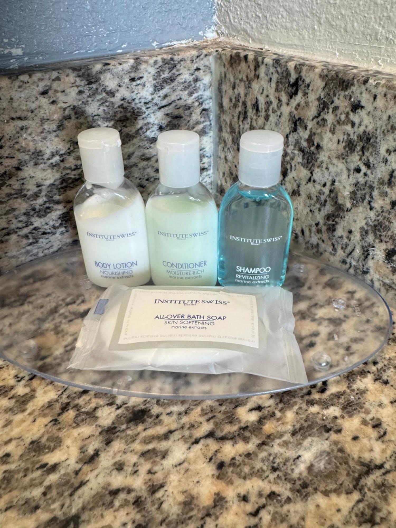 Clarion Inn & Suites Dothan South Экстерьер фото